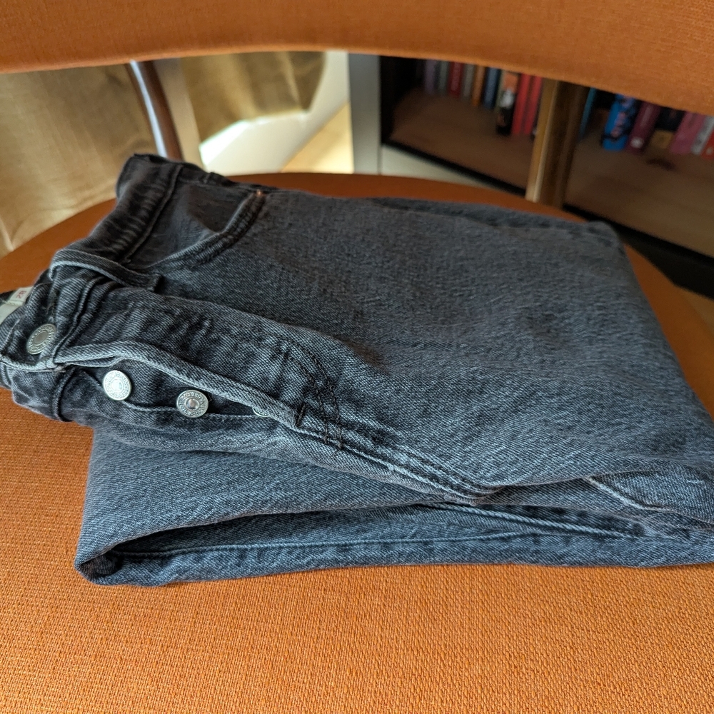 Levi's Washed Black Wedgie Jeans